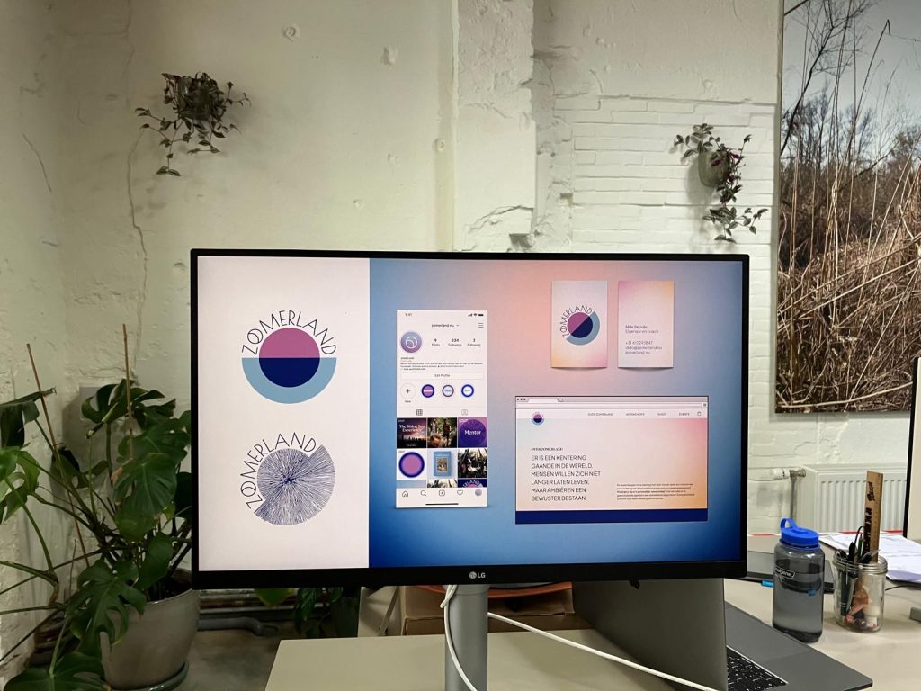 Hier is ze dan: de nieuwe visuele identiteit en website van ZOMERLAND! We zijn enorm trots op dit nieuwe ontwerp waarin alles wat we de afgelopen jaren hebben opgebouwd samenkomt.